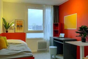 هتل آپارتمان Art Campus Plaine Images