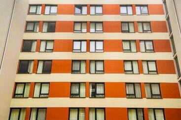 هتل آپارتمان Art Campus Plaine Images