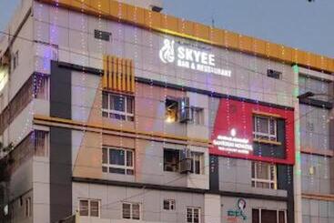 Szálloda Rnr The Luxury Suits Lodging & Restaurant