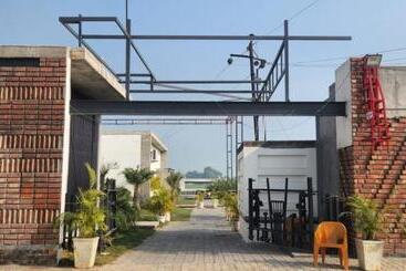 The Kalyaneshwar Dixit Hotels & Resorts