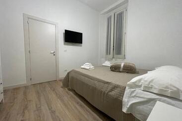 تختخواب و صبحانه Le Stanze Di Max