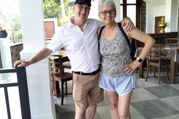 Hotel Jacks Lounge And