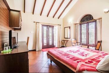 Szálloda Sunrise On Hills