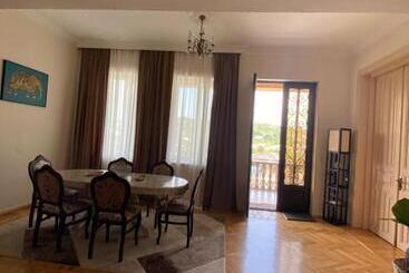 پانسیون Guest House Jaba