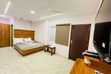Otel Greens Inn Near Madras High Court And Harbour Chennai Port