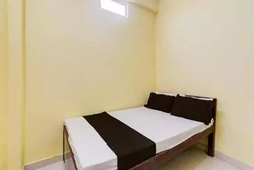 Hotel Oyo Flagship Sg Grand