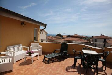 فندق Albergo Rossella