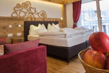 Отель Cimon Dolomites