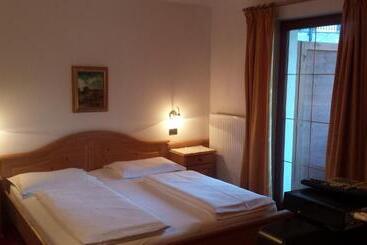 Отель Garnì Gardena Appartments