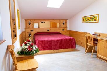 Отель Ristorante Alla Nave