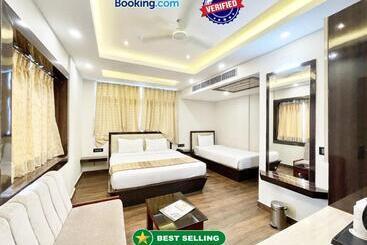 A One Pride ! Puri Fully Air Conditioned Hotel Near Sea Beach & Temple With Lift And Parking Facilit