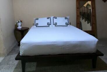 پانسیون Casita La Adornada