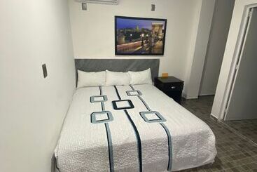 Blue Inn Hotel & Suites