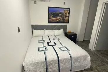 Blue Inn Hotel & Suites