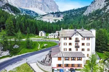Hotelli Al Sasso Di Stria