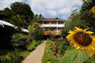 Hospedaria Thakhek Travel Lodge