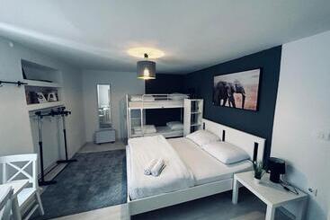 Hostel Sleeping Beauty