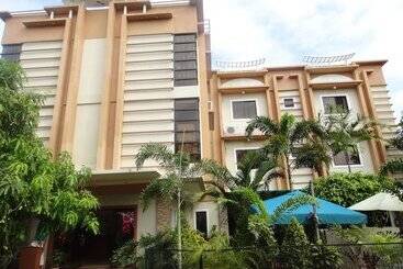 Hotel Casanas Suites