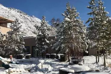 هتل The Corporate And Resort In Nukht