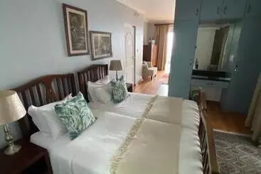 Aamiaismajoitus (B&B) 3coloursblue Guest House