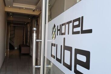 Hotel Cube