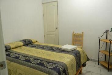 Hotel Lienzo Charro Ii