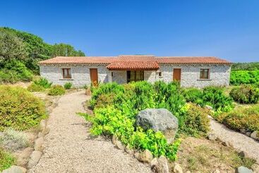 Residence Surrounded By Greenery With Swimming Pool In Badesi Just 300 Meters From The Sea