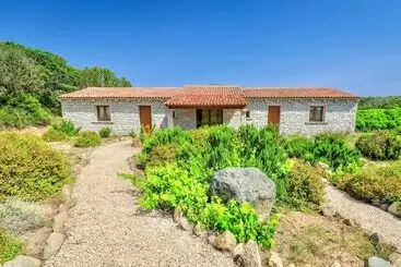 Residence Surrounded By Greenery With Swimming Pool In Badesi Just 300 Meters From The Sea