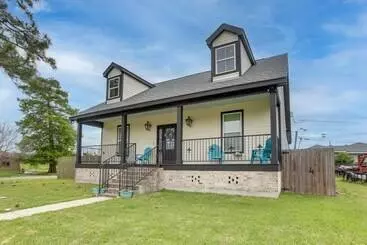 コテージ Cozy Arabi Home W/ Yard ~ 6 Mi To French Quarter!