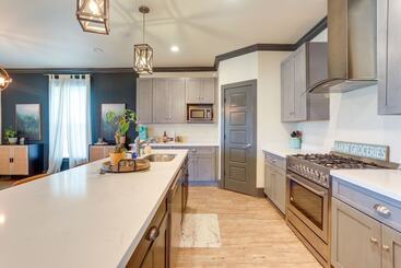 별장 Cozy Arabi Home W/ Yard ~ 6 Mi To French Quarter!