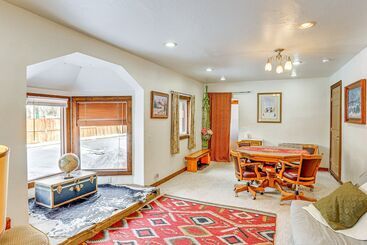 コテージ Dolores Cabin W/ River Access: Pets Welcome!