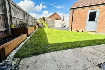 レジデンス Fantastic, Pet Friendly 3 Bedroom House In Bedford