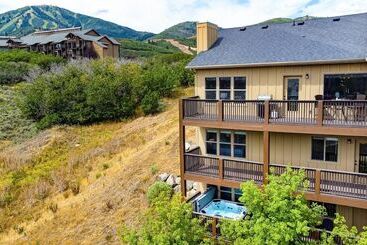 Kır Evi Lucky Bill By Avantstay Lake Views, 15mins To Park City Mtn