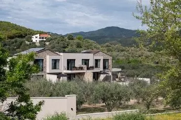 Aparthotel Olivera Suites Sarti