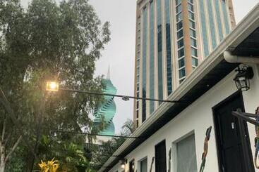 فندق صغير Hostal Loco Coco Loco