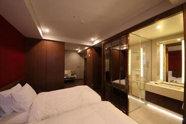 酒店 Benikea The H