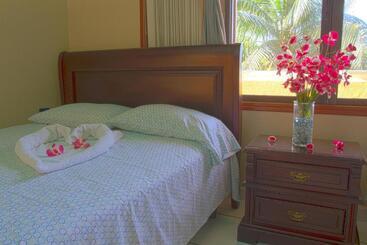 Sea Eye Hotel   Tropical Building