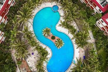 Sunrise Beach Resort