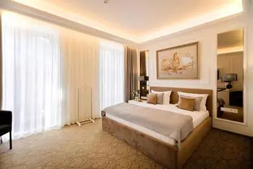 Hotel Bon