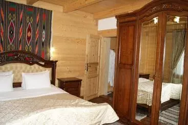 Hotel Dykyi Med