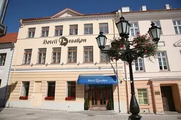 هتل Draakon