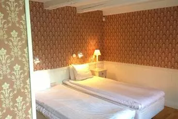 Otel Vidbynäs Gård & Konferens