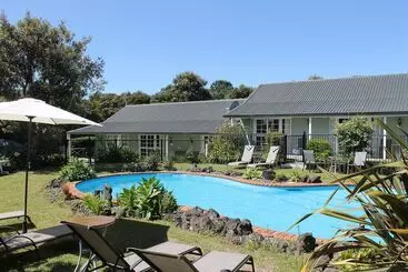 Ash Grove Boutique Motel