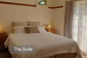 Bluff Hill Bed & Breakfast