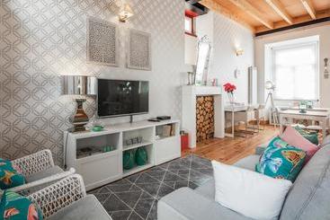 Общежитие R3 Service Five Senses In Coimbra