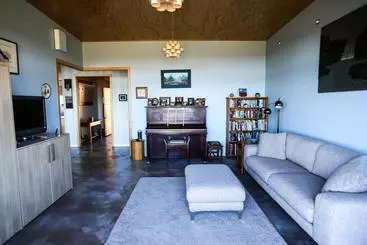 Redvale Ridge B&b