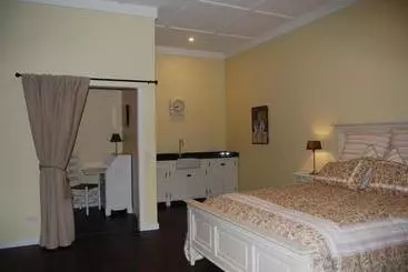 The Two Chimneys B&b