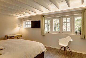 تختخواب و صبحانه Le Jour Et La Nuit