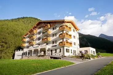 Hotel Chasa Castello Relax & Spa