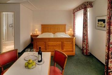 Отель Churfirsten